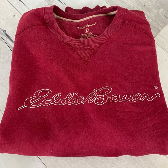 Crewneck - Picture 1 of 1